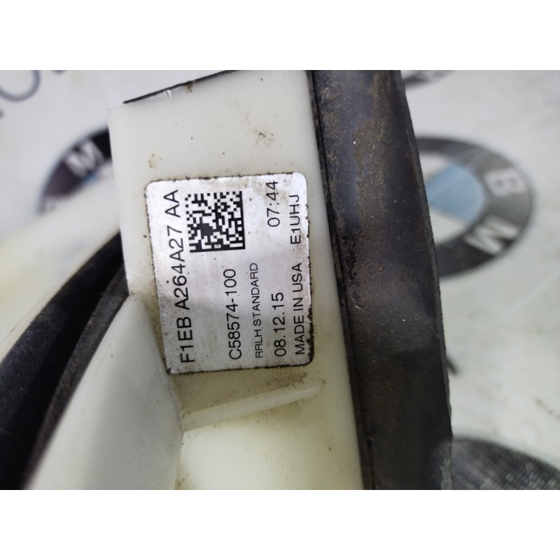 Крепление замка двери (кузов и элементы) FORD Focus MK3 2015 2.0 F1EBA264A27AA