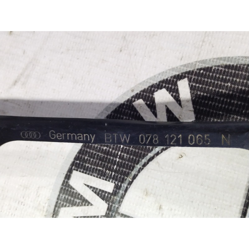 Патрубок (система охлаждения) AUDI A4 B6 2003 2.0 ALT 078121065n