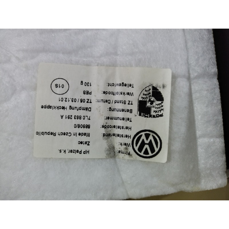 Обшивка крышки багажника (салон) Volkswagen Touareg 7L 2004 3.2 7L6867601D