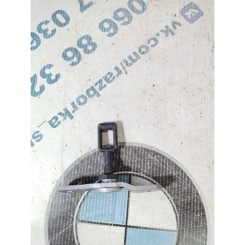 Замок багажника (кузов и элементы) Volkswagen Touareg 7L 2004 3.2 7l6845137c