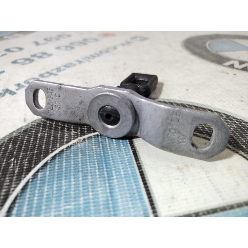 Замок багажника (кузов и элементы) Volkswagen Touareg 7L 2004 3.2 7l6845137c