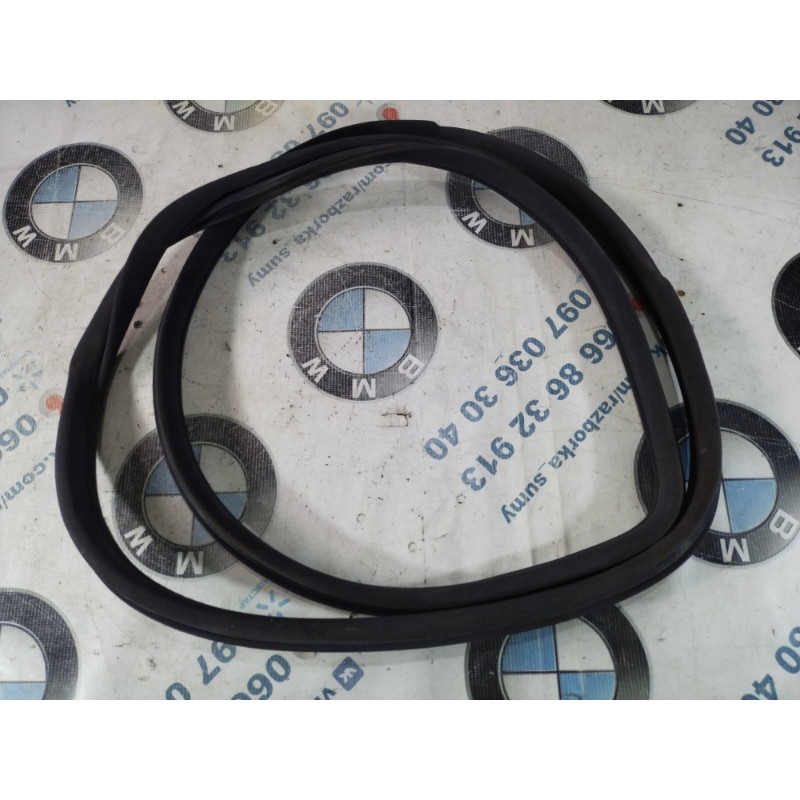 Уплотнитель проема двери (кузов и элементы) Mercedes-Benz C-class W203 1.8 M111.951