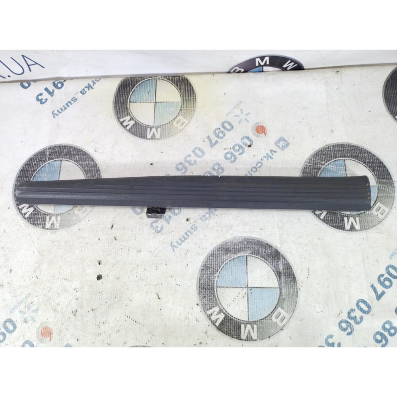 Накладка на порог (кузов и элементы) Mercedes-Benz E-class W211 2006 3.2 M112.946 a2116801735