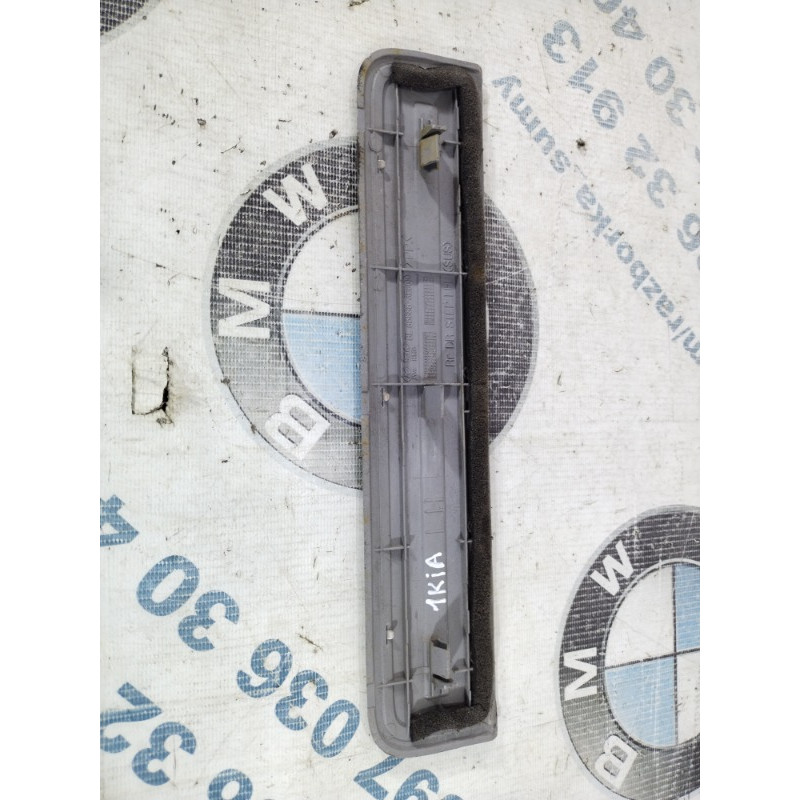 Накладка на поріг (кузов і елементи) KIA Sorento BL 2005 2.5 CRDI 858883e000