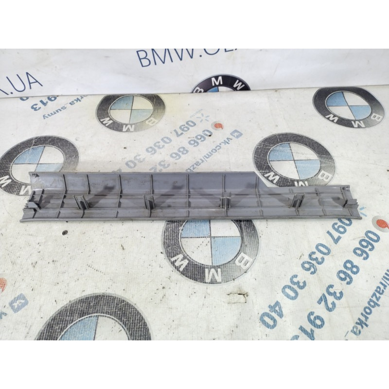 Накладка на поріг (кузов і елементи) KIA Sorento BL 2007 2.5 CRDI 858713e000