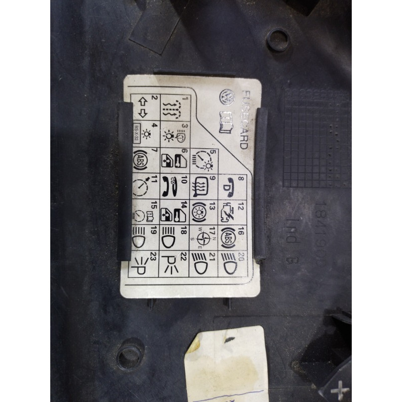 Пластик салона (салон) Volkswagen Passat B5 2000 2.5 3b0858035