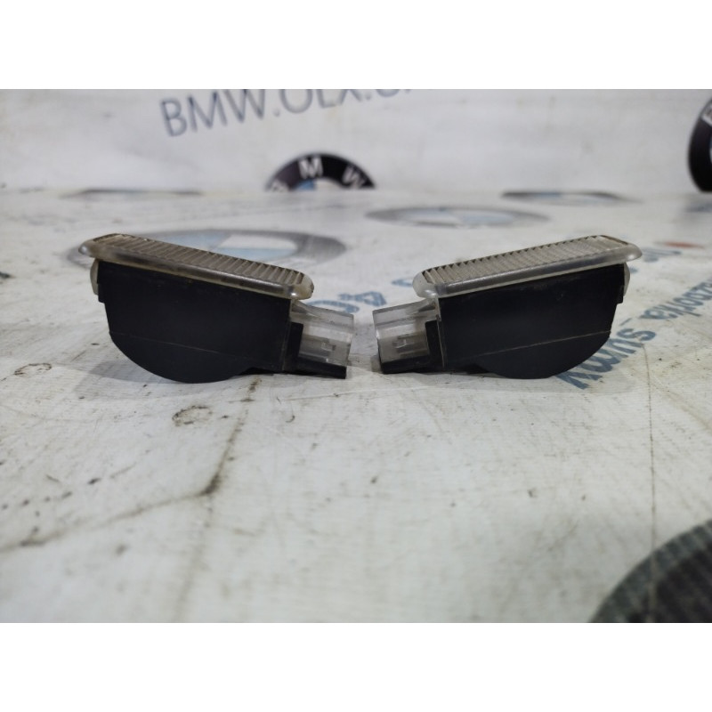 Плафон подсветки номера (оптика) Volkswagen Passat B5 2000 2.5