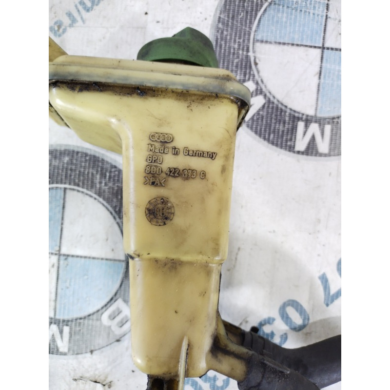 Бачок гідропідсилювача (рульове керування) Volkswagen Passat B5 2000 2.5 8d0422373c
