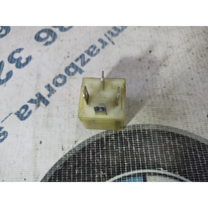 Реле (электрика) Volkswagen Passat B5 2000 2.5 443919578c