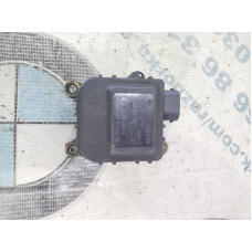 Привод заслонки отопителя