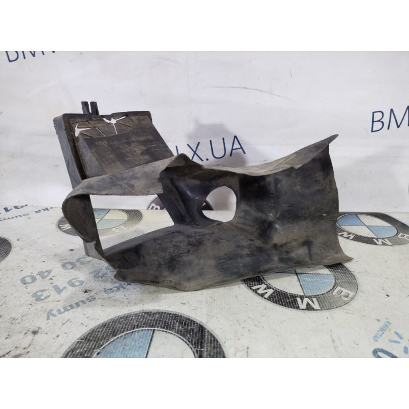 Пластик подкапотный (кузов и элементы) Volkswagen Passat B5 2000 2.5 3b0121468