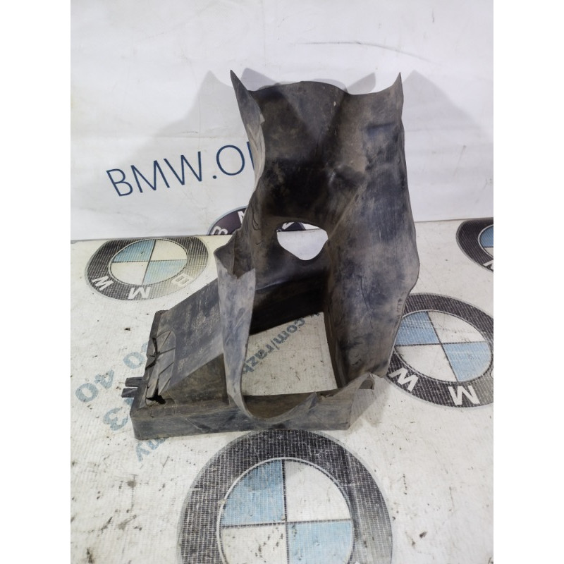 Пластик подкапотный (кузов и элементы) Volkswagen Passat B5 2000 2.5 3b0121468