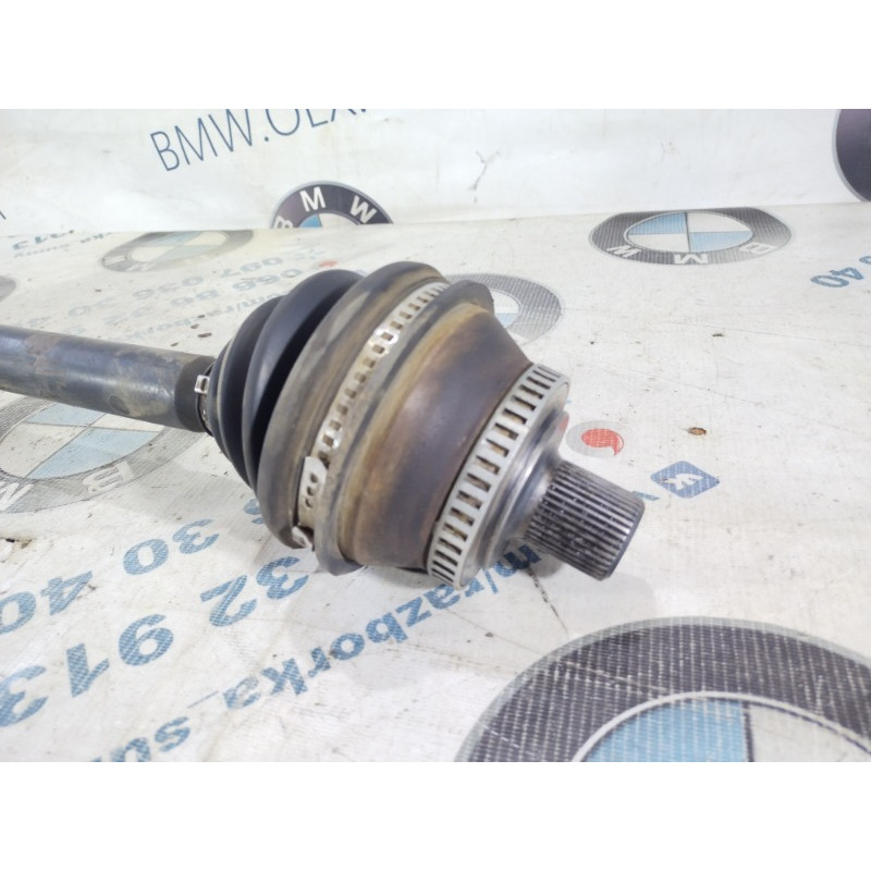 Привод (трансмиссия) Volkswagen Passat B5 2000 2.5 8d0407271df