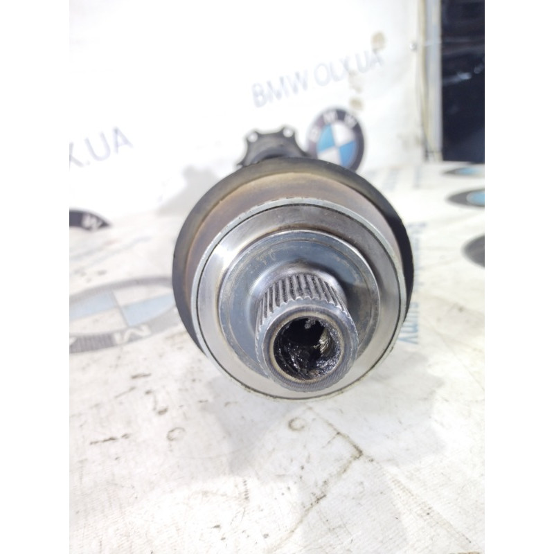 Привод (трансмиссия) Volkswagen Passat B5 2000 2.5 8d0407271df