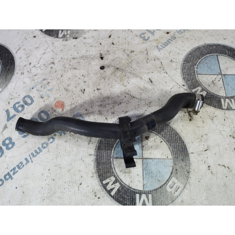 Патрубок (система охлаждения) BMW X5 E53 2003 M62B44 64218409063