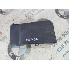 Крышка блока предохранителей