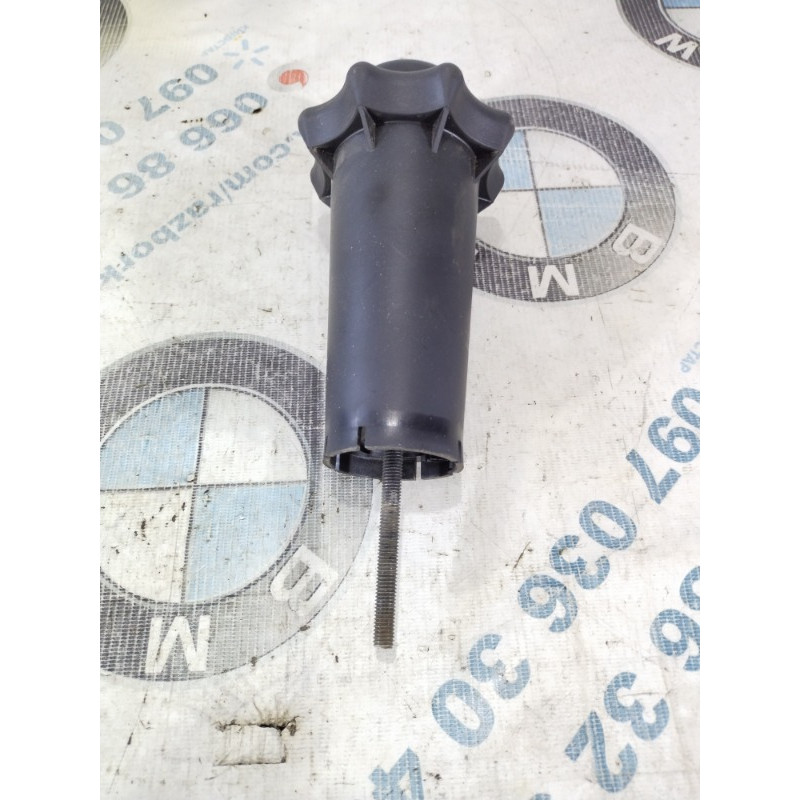 Крепление запасного колеса (кузов и элементы) Volkswagen Passat B5 2000 2.5 3b9803899a