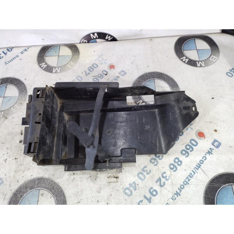 Ящик для инструментов (аксессуары) Volkswagen Passat B5 2000 2.5 3b9867706