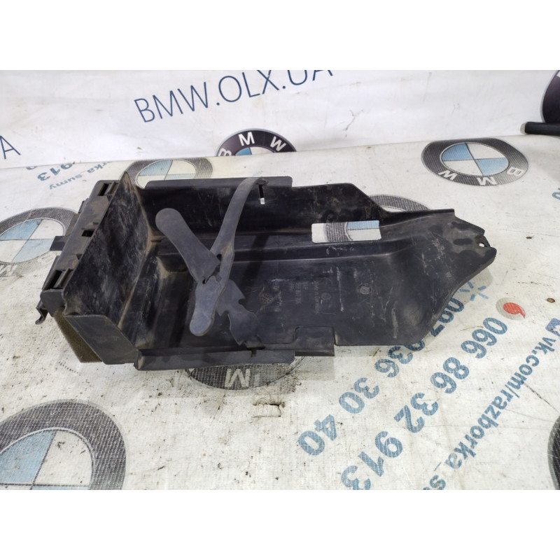 Ящик для инструментов (аксессуары) Volkswagen Passat B5 2000 2.5 3b9867706