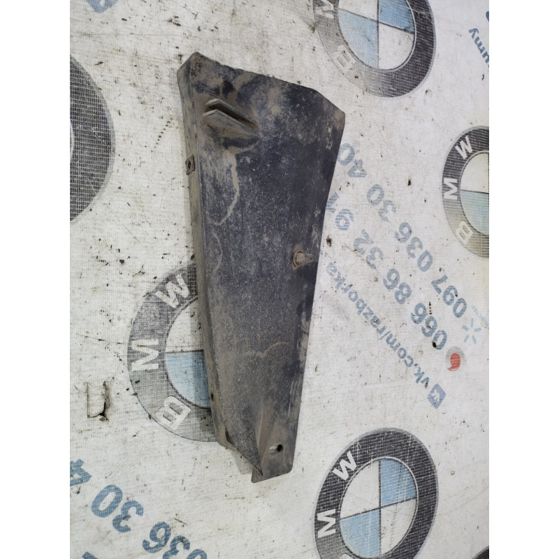 Защита (кузов и элементы) Volkswagen Passat B5 2000 2.5 3b0825212c