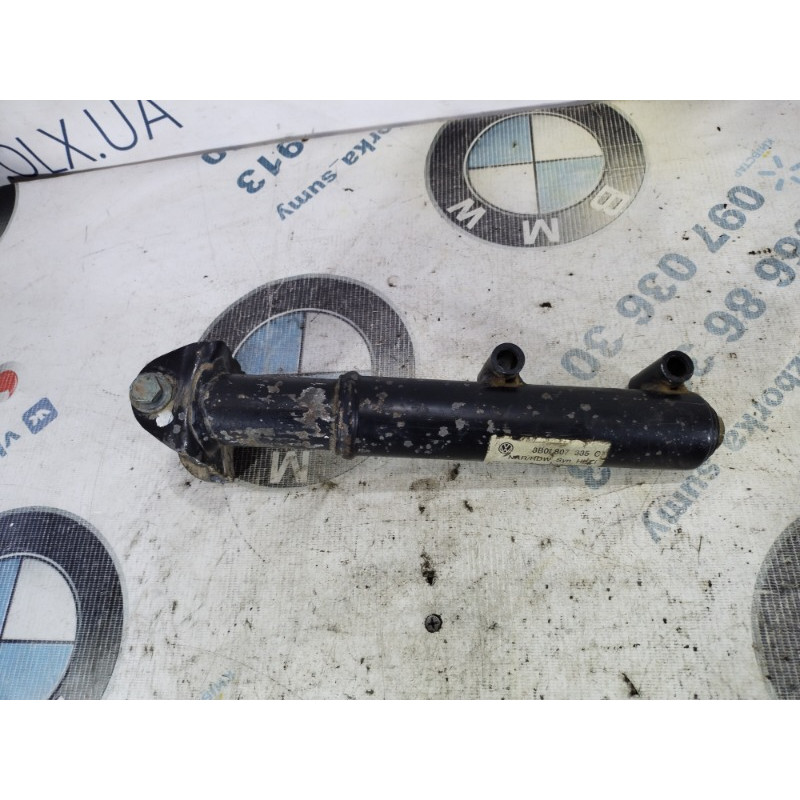 Кронштейн усилителя бампера (стекла и зеркала) Volkswagen Passat B5 2000 2.5 3b0807335c