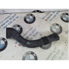 Патрубок воздушного фильтра