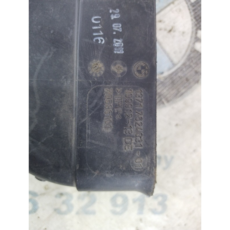 Патрубок воздушного фильтра (впускная система) BMW 5-series F10 2013 N63B44 13717624031