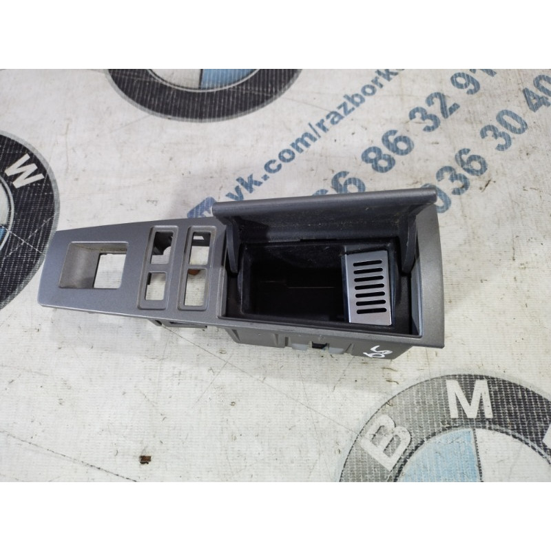 Пепельница (салон) BMW 7-series E65 N62B44 51 42 7 024 608