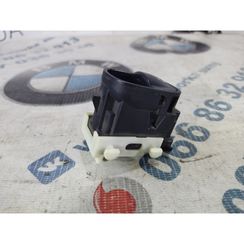 Кнопка стеклоподъемника (электрика / кнопки) Mercedes-Benz C-class W203 1.8 M111.951 a2038200210