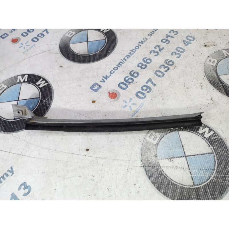 Направляющая стекла двери (кузов и элементы) BMW 7-series E32 1990 M70b50 51328127501