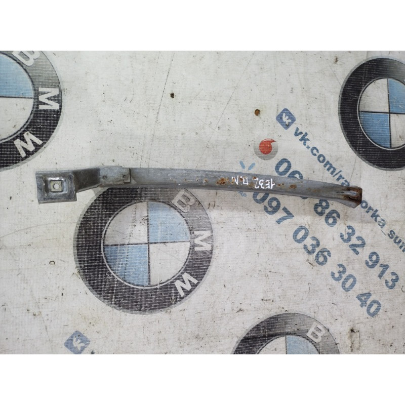 Направляющая стекла двери (кузов и элементы) BMW 7-series E32 1990 M70b50 51328127501