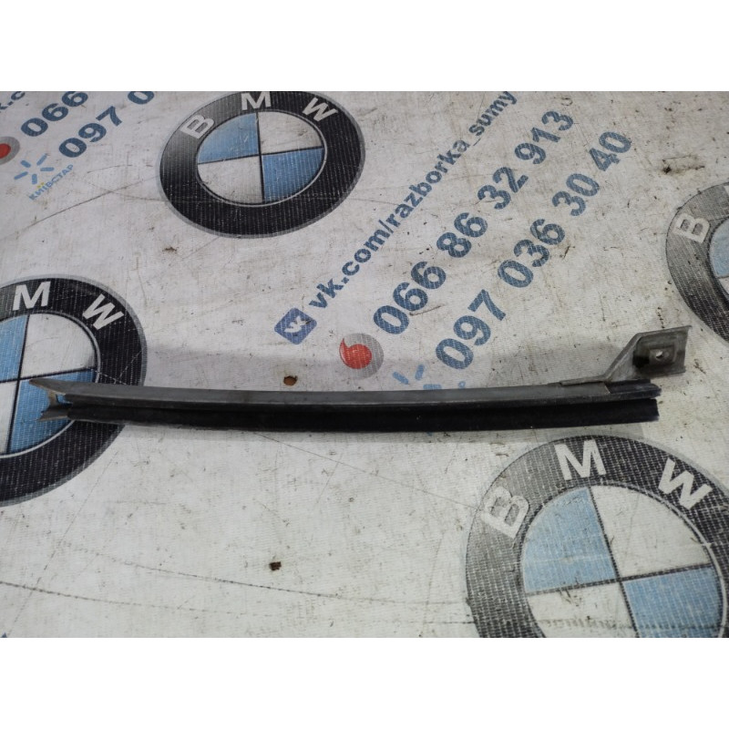 Направляющая стекла двери (кузов и элементы) BMW 7-series E32 1990 M70b50 51328127502