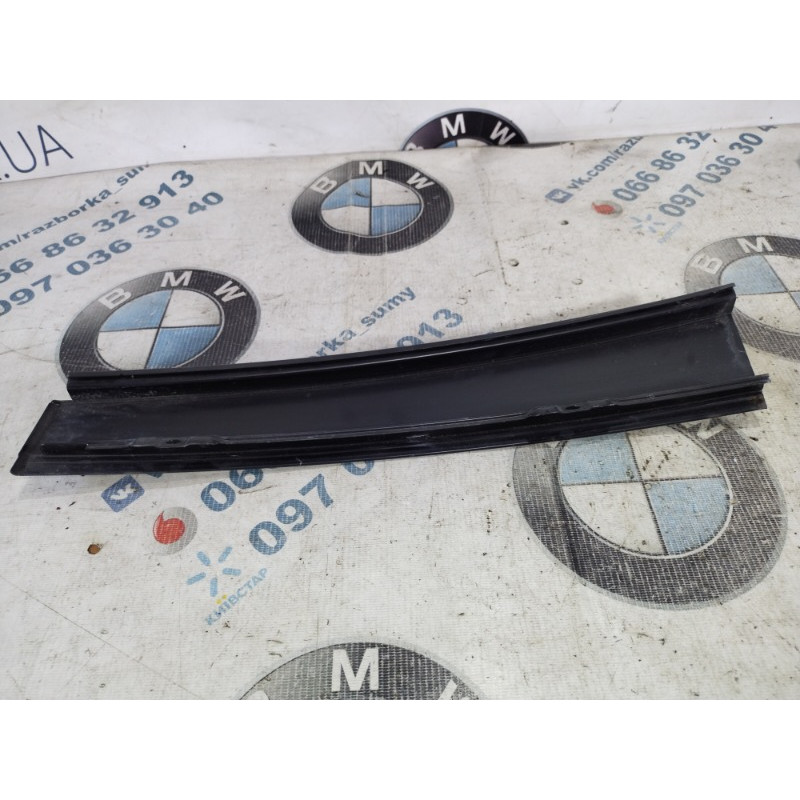 Накладка двери боковая (кузов и элементы) Volkswagen Golf 1K 2004 2.0 BKD 1k6839901c