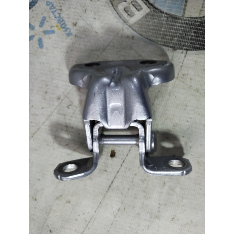 Петля двери (кузов и элементы) Subaru Forester SJ 2016 2.5