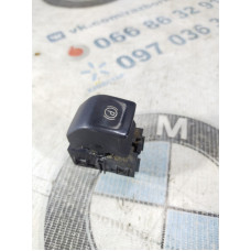 Кнопка стояночного тормоза