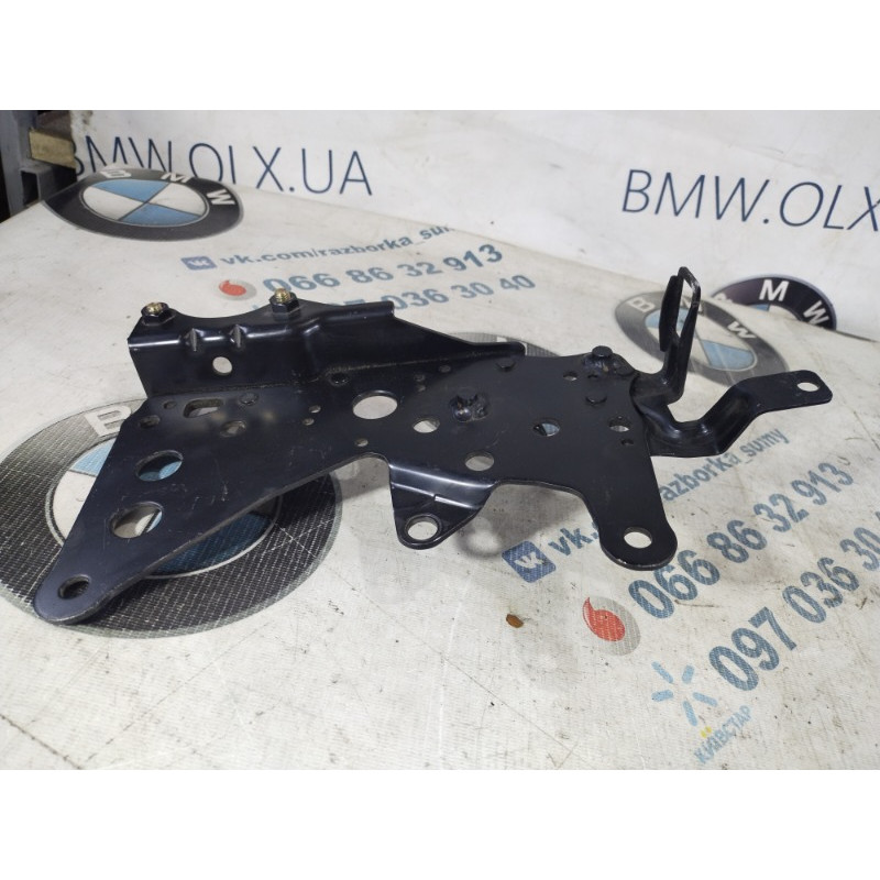 Кронштейн сидения (салон) BMW X5 E53 2003 M62B44 52208258744