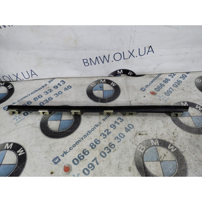 Молдинг стекла внутренний (наружные элементы кузова) BMW 5-series E34 1994 M50B25 51218102823