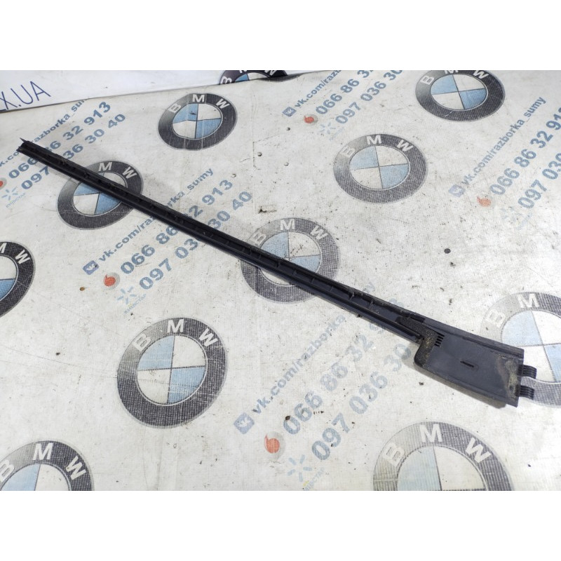 Молдинг лобового стекла (кузов и элементы) Jeep Compass MK49 2014 2.4 05182561AE