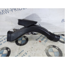 Патрубок воздушного фильтра