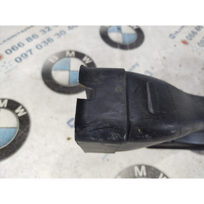 Патрубок воздушного фильтра (впускная система) BMW 5-series F10 2011 N63B44 13717577472