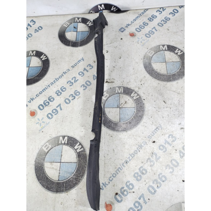 Уплотнитель крыла (кузов и элементы) BMW 5-series F10 2011 N63B44 51489132299
