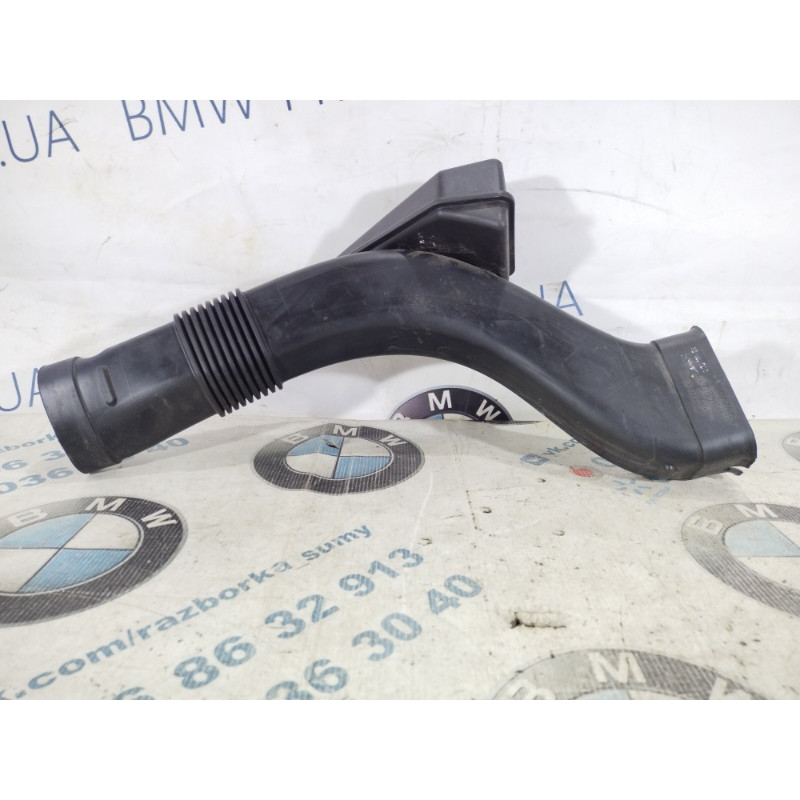 Патрубок воздушного фильтра (впускная система) BMW 5-series F10 2011 N63B44 13717577473