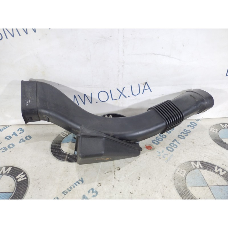 Патрубок воздушного фильтра (впускная система) BMW 5-series F10 2011 N63B44 13717577473