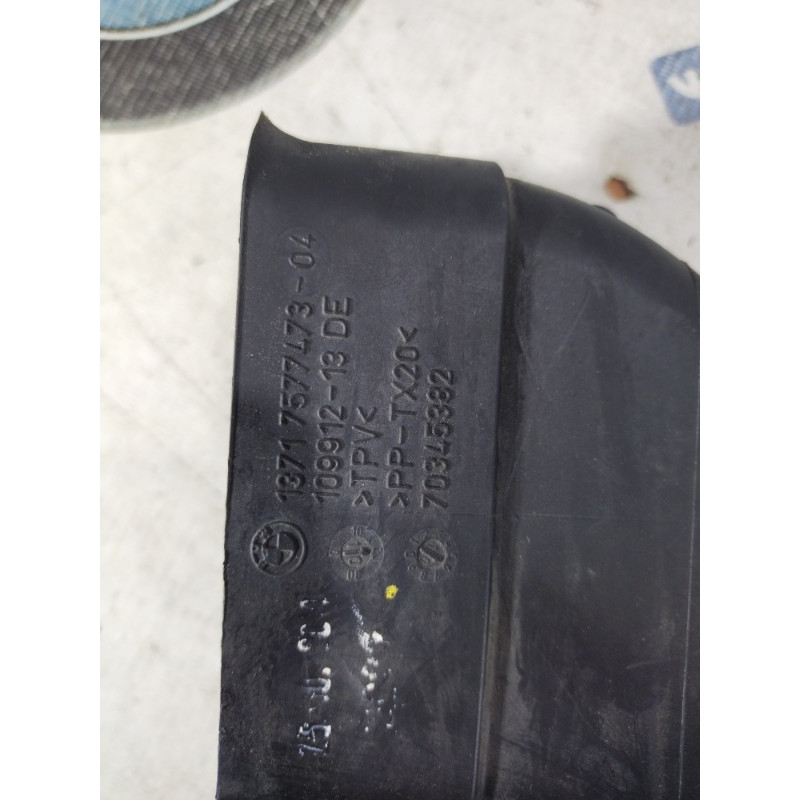 Патрубок воздушного фильтра (впускная система) BMW 5-series F10 2011 N63B44 13717577473