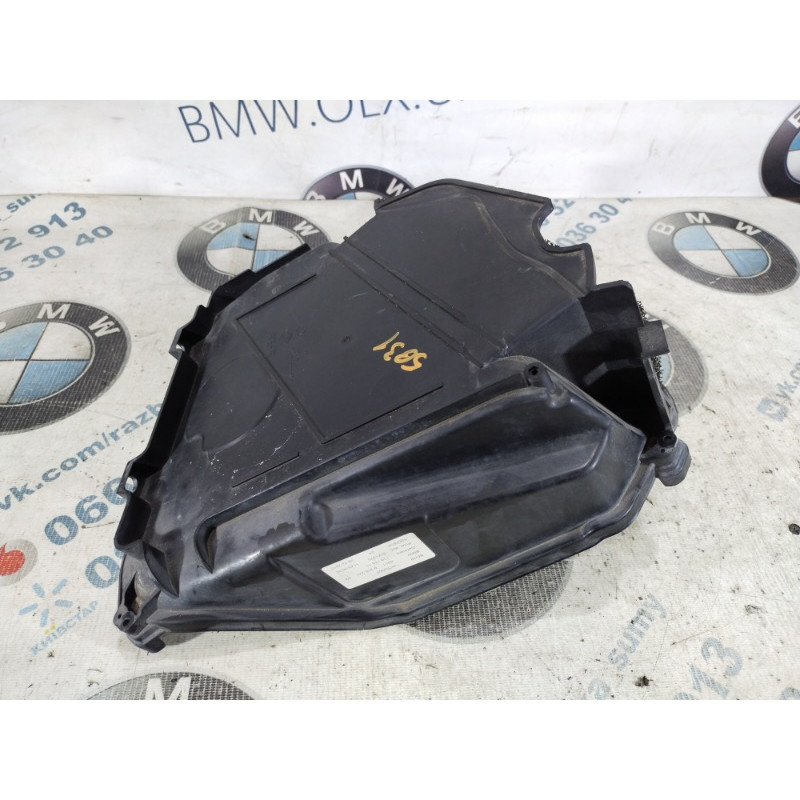 Крышка корпуса воздушного фильтра (впускная система) BMW 5-series F10 2011 N63B44 64119216222