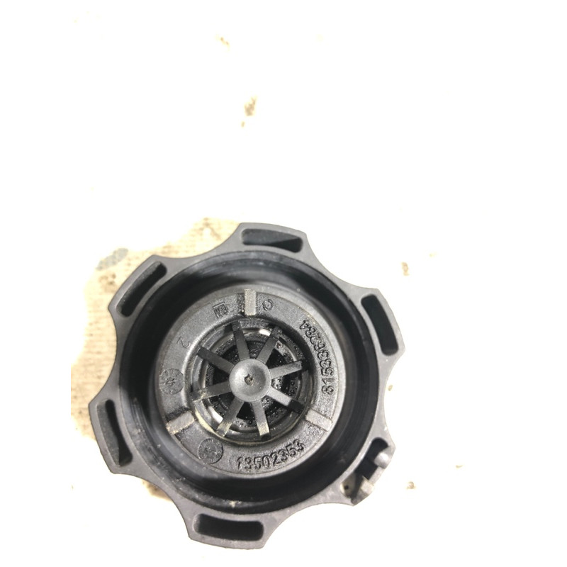 Крышка расширительного бачка (система охлаждения) chevrolet Malibu 9 13502353