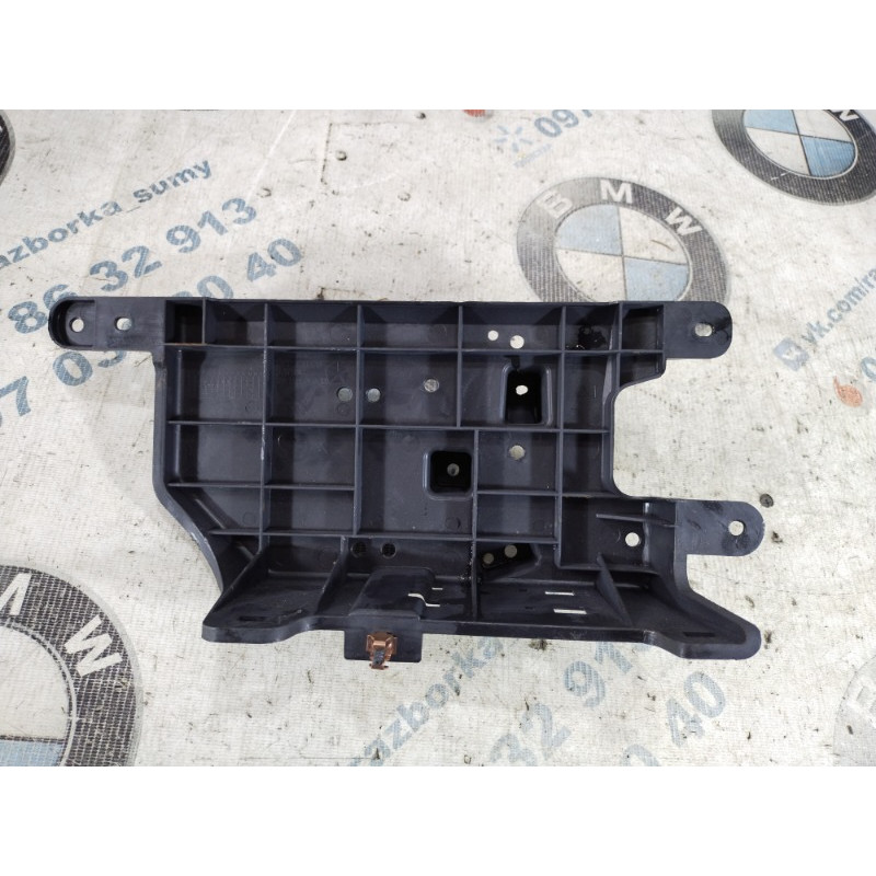 Кронштейн бардачка (салон) Jeep Cherokee KL 2014 2.4 68158529ab