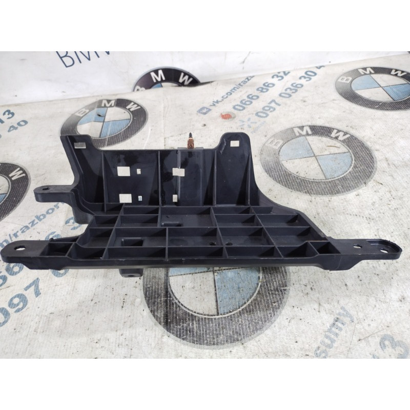 Кронштейн бардачка (салон) Jeep Cherokee KL 2014 2.4 68158529ab