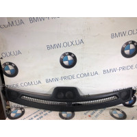 Решітка обдуву лобового скла