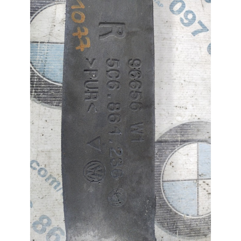 Уплотнитель крыла (кузов и элементы) Volkswagen Jetta MK6 2011 2.5 5c6864236